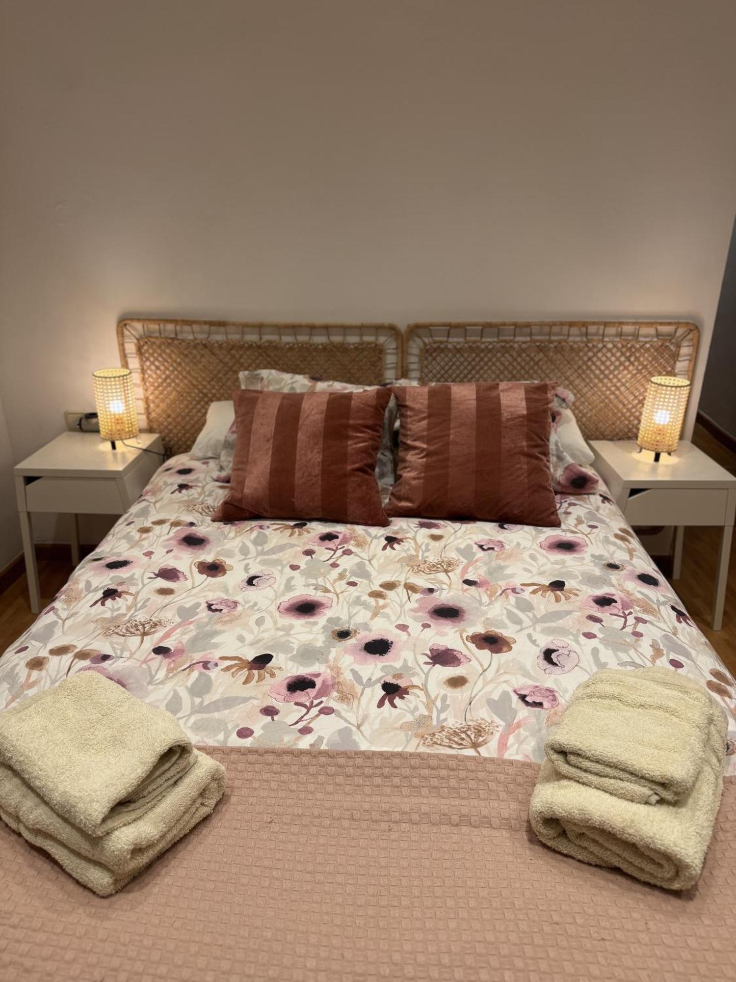 דירות Acogedor Piso En ברצלונה מראה חיצוני תמונה